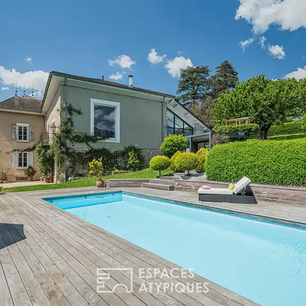 SERENE ESTATE WITH SAUNA AND JACUZZI