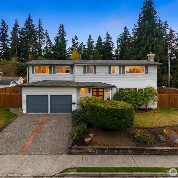 CHARMING CORNER-LOT HOME WITH DESIGNER UPDATES