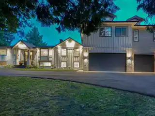 Stunning Salmon River Estate