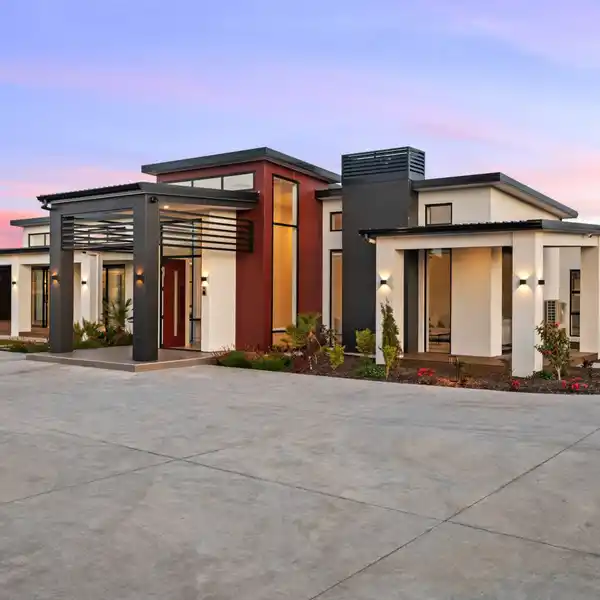 SOPHISTICATED SMART HOME