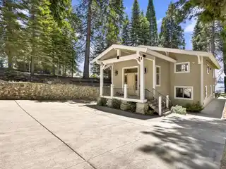Spectacular Lakefront Compound on the Peninsula