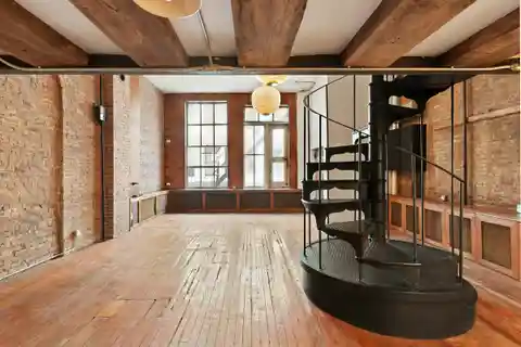 Authentic Fluxhouse Loft