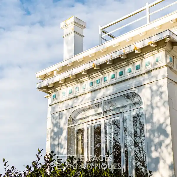 BOURGEOIS VILLA IN A POPULAR RESIDENTIAL AREA