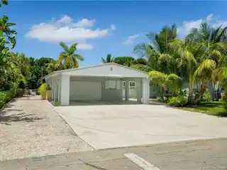 Waterfront Gem on Krueger Creek
