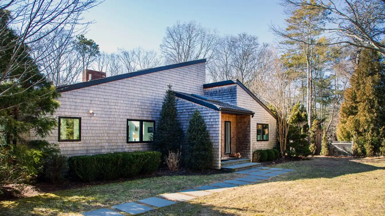 Quogue Modern Home for Rent