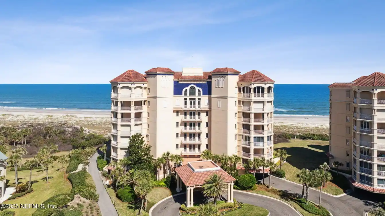 Beautifully Renovated Condo in the Gated Amelia Island Plantation