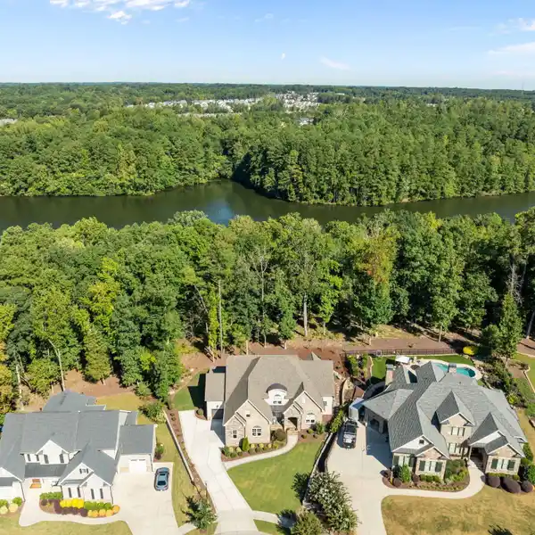 LAKEVIEW CUSTOM ESTATE HOME