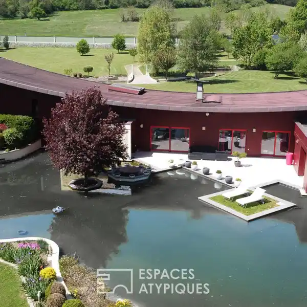 MAJESTIC CONTEMPORARY ESTATE AMIDST NATURE’S SERENITY
