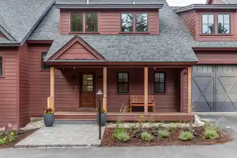 Brand New Luxury Stowe Townhouse