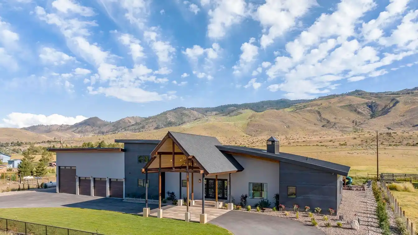 Impressive Custom Mountain Modern Home