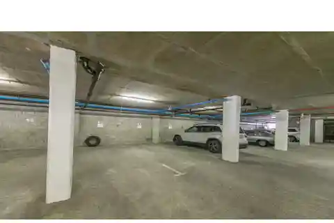 Stylish Penthouse with Panoramic Views