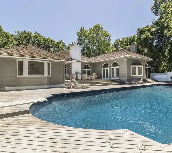 NEWLY RENOVATED HANSOM HILLS PROPERTY FOR RENT