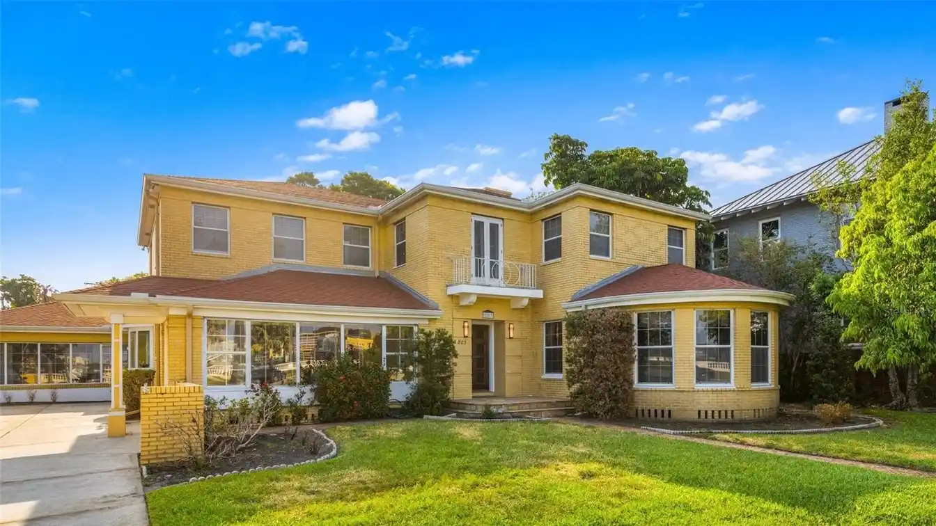 Bayshore Beautiful Two-story Historical Brick Home