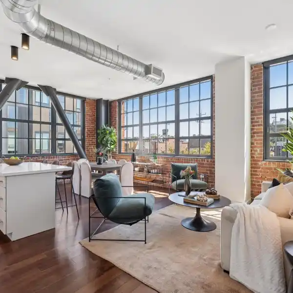 HISTORIC CHARM MEETS MODERN PENTHOUSE LUXURY