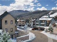 IMMACULATE NEW TOWNHOME