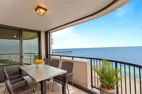 Oceanfront Penthouse Condo with Unobstructed Views