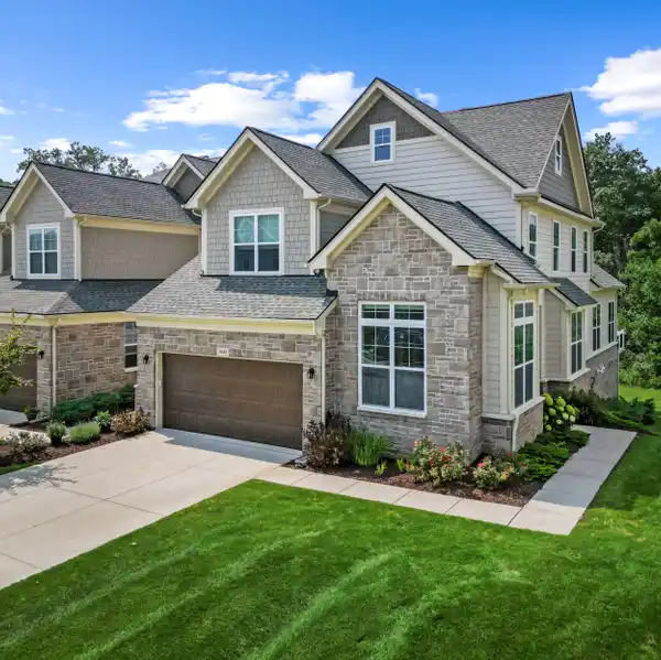 EXCEPTIONAL END-UNIT VILLA