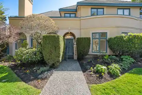 Unique Ocean View Half Duplex