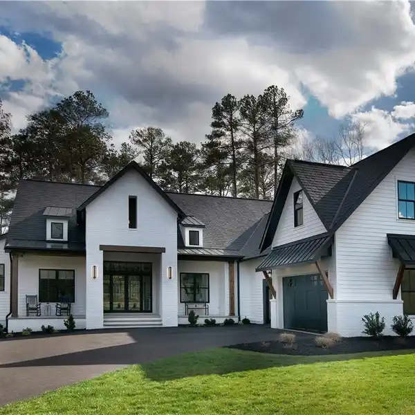 LUXURY CUSTOM HOME PLAN