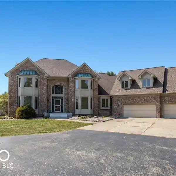 RARE 11.63-ACRE ESTATE