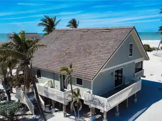 Timeless Design Meets Beachfront Serenity