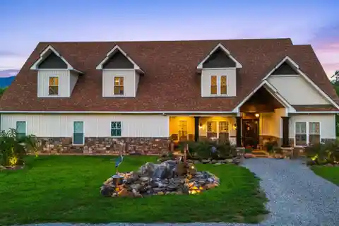 Beautiful Countryside Property