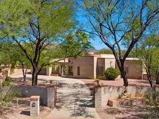 Stunning Custom Masonry Home on a Quiet Cul-De-Sac