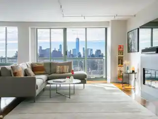 Modern Condo Living with Breathtaking Views of Downtown Skyline