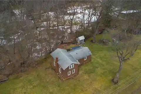 80 Acres Close to Urban Amenities