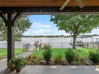 Waterfront Luxury in Lake Granbury’s Exclusive Community