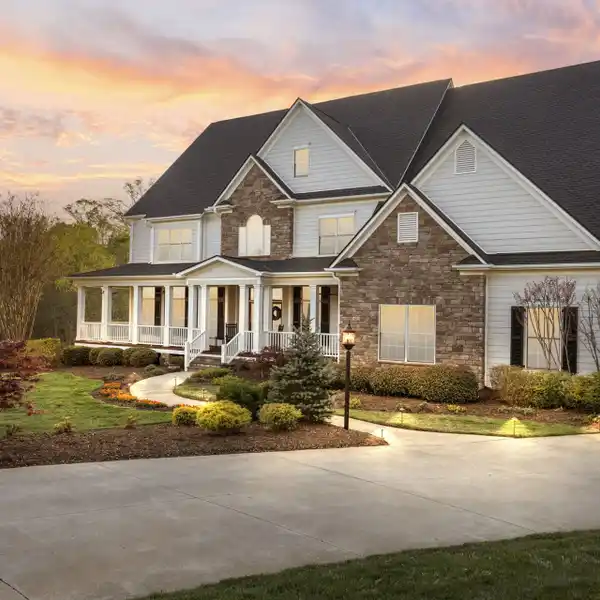SOUTHERN-INSPIRED HOME IN BROOKBERRY FARM