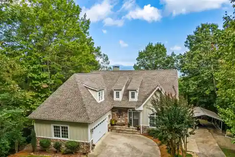 Mountain Living Minutes from Downtown Brevard