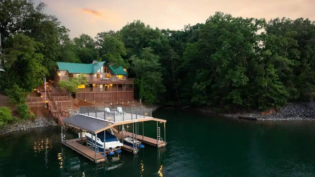 Exceptional Lakefront Estate with Breathtaking Views