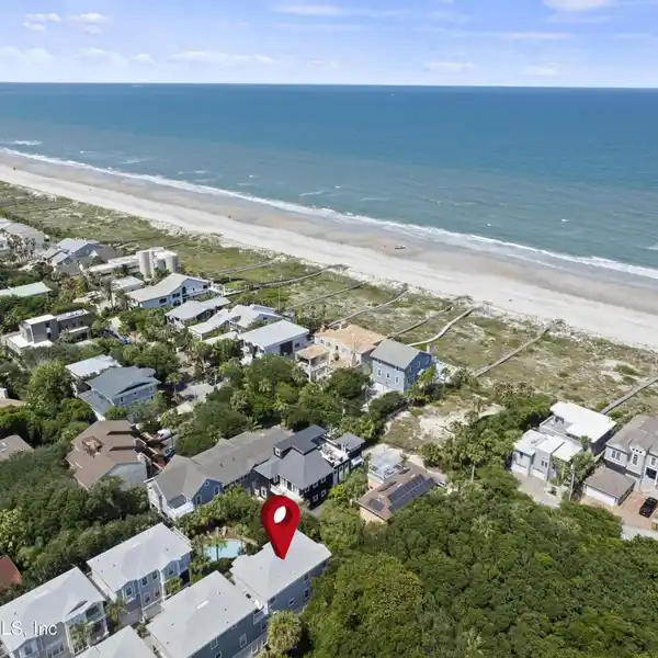 THE EPITOME OF ATLANTIC BEACH LIVING