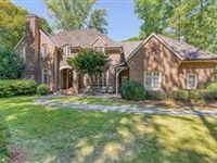 STUNNING GATED HOME IN BUCKHEAD