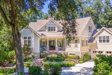 Award-Winning Custom Home in Leamington