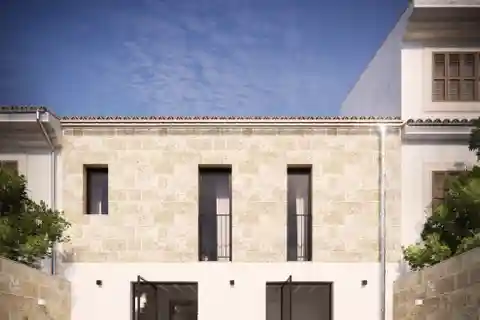 Beautiful Renovated Townhouse