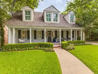 Designer-Updated Cottage in the Heart of Park Cities