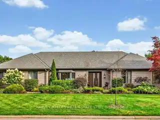 Transformed Bungalow on an Exclusive Street