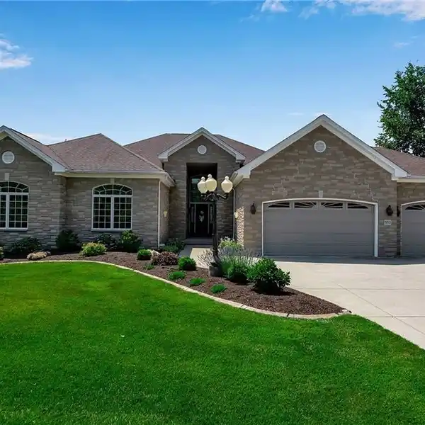 SPECTACULAR CUSTOM RANCH HOME