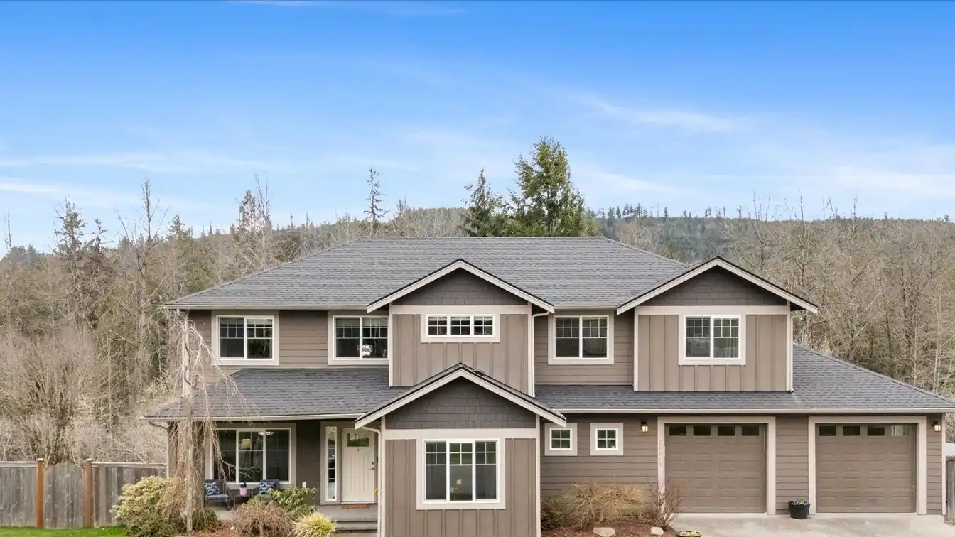 Beautifully Crafted Home with Room for Everyone