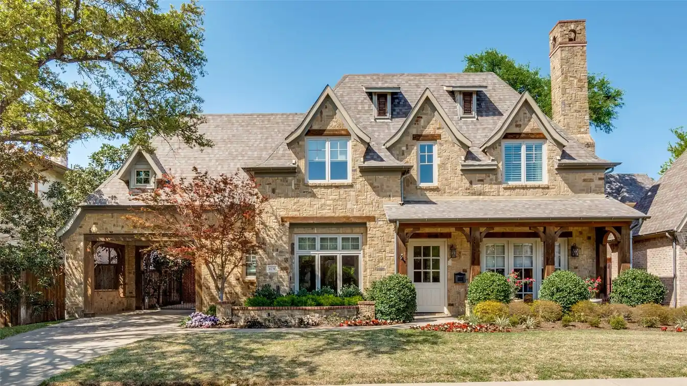 Appealing Preston Hollow Home
