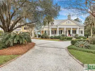 A Testament to Luxury Living and Unparalleled Elegance