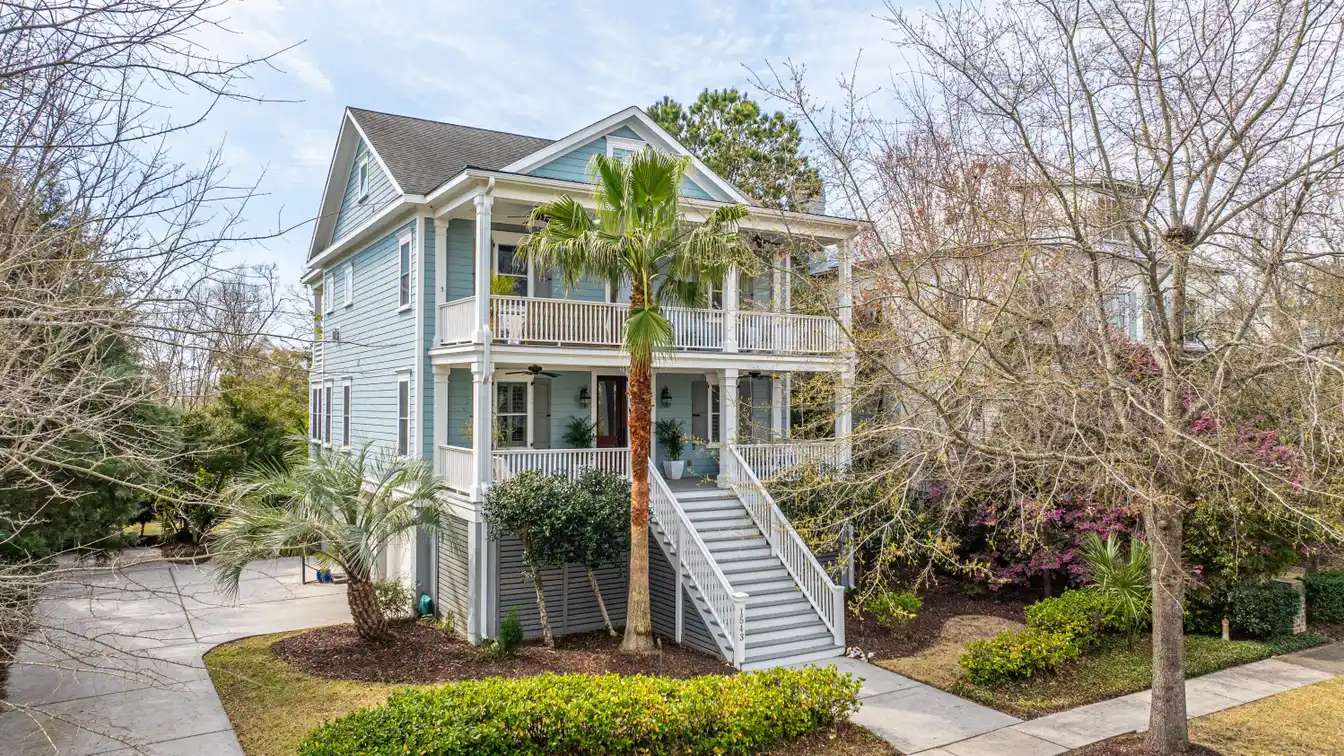 Stunning Custom Home in Smythe Park