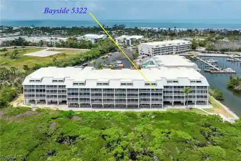 Top-Floor Bayside Villa with Breathtaking Views