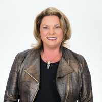 Laura Morris
