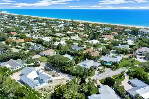 Modern Coastal Living Near Vero Beach