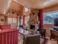 EXCEPTIONAL AND BRIGHT CHALET
