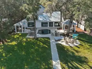 Elegant Bay-front Estate