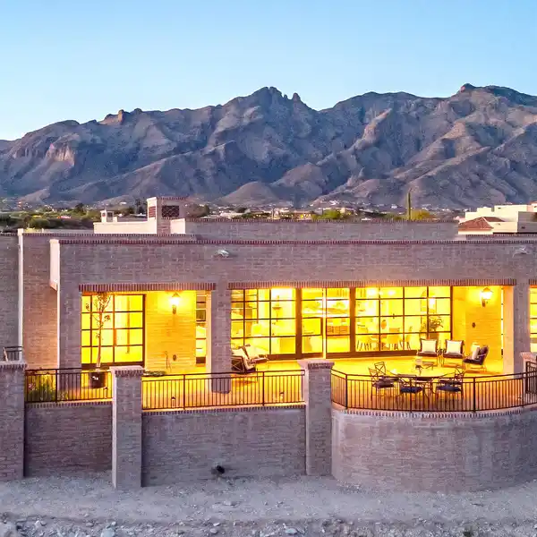 STUNNING HOME IN THE HEART OF THE CATALINA FOOTHILLS
